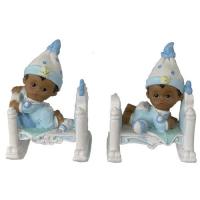BEBE GARCON NOIR SUR LIT 7.5CM